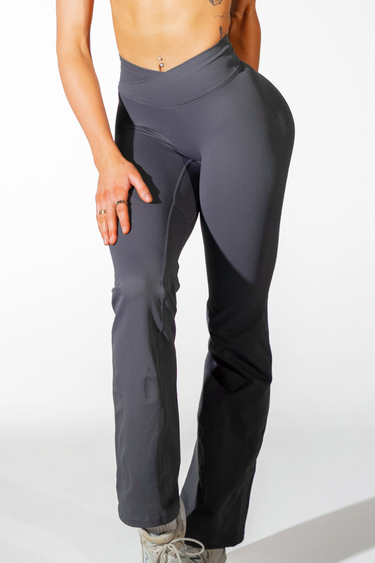 Club Athletica Amplify Invisible Scrunch Crossover Gym Flare Leggings Graphite