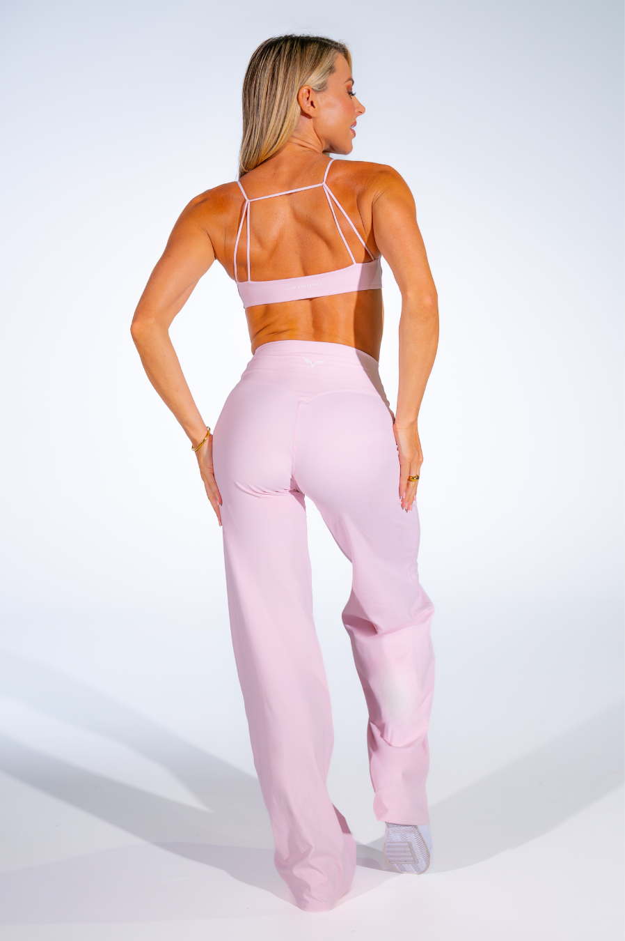 Classy Twist Front Strappy Back Sports Bra Bralette Pink