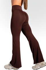 Club Athletica - Staple Scrunch Flare Leggings - Brown