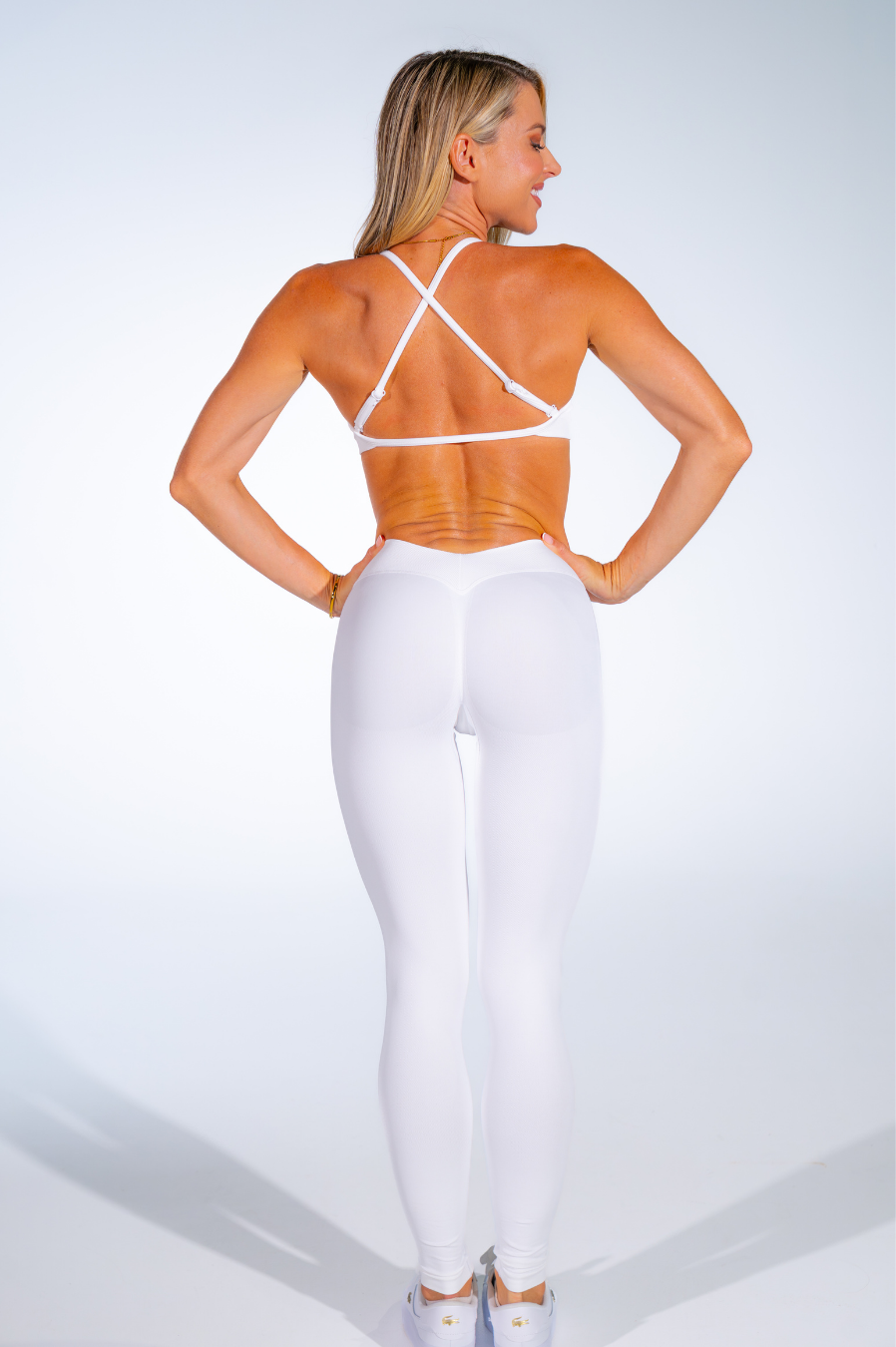 Club Athletica Sculptura V Back Scrunch Bum Seamless Leggings White