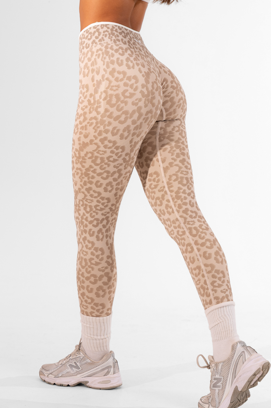Club Athletica Impact Sculpt Seamless Scrunch Bum Leggings Beige Leopard